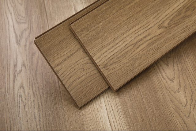 Venda quente AC3 Ac4 Ac5 12mm Hdf laminado piso em parquet de madeira projetada