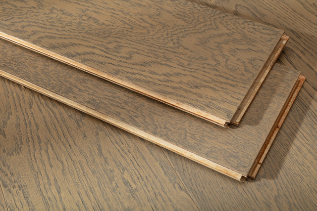 Piso composto de madeira maciça fabricado na China, folheado de madeira natural, carvalho, nogueira, uso interno, piso de madeira projetada