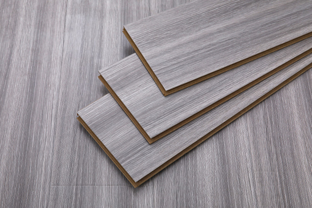 Pisos de madeira laminados para uso interno Pisos laminados de grau de superfície de papel de madeira resistente ao desgaste AC3AC4AC5