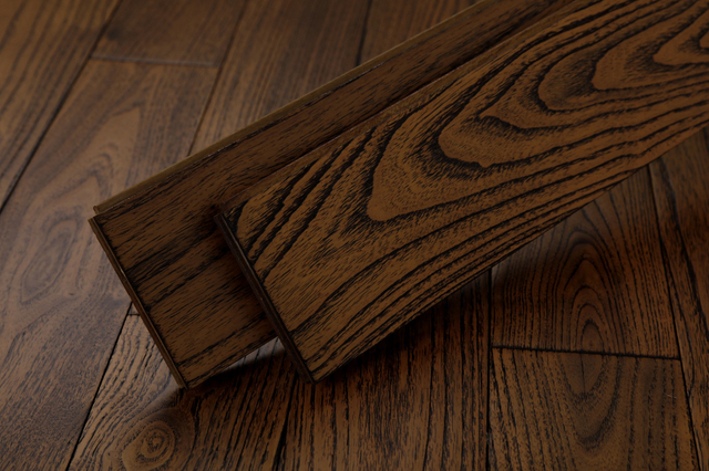 Venda quente Piso de madeira maciça feito de piso interior em espinha de grão natural para casa estilo nogueira