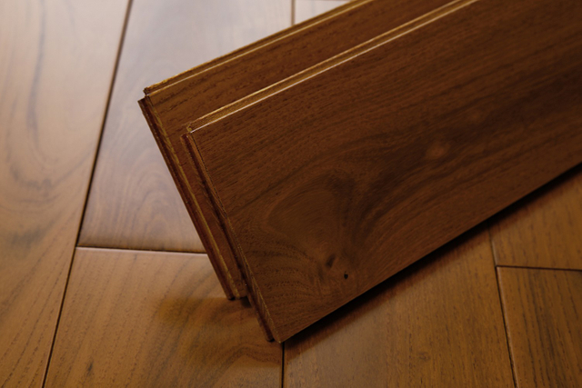 Piso de madeira maciça de gafanhoto decoração de piso interno tronco natural cor de teca piso de madeira 18 mm 